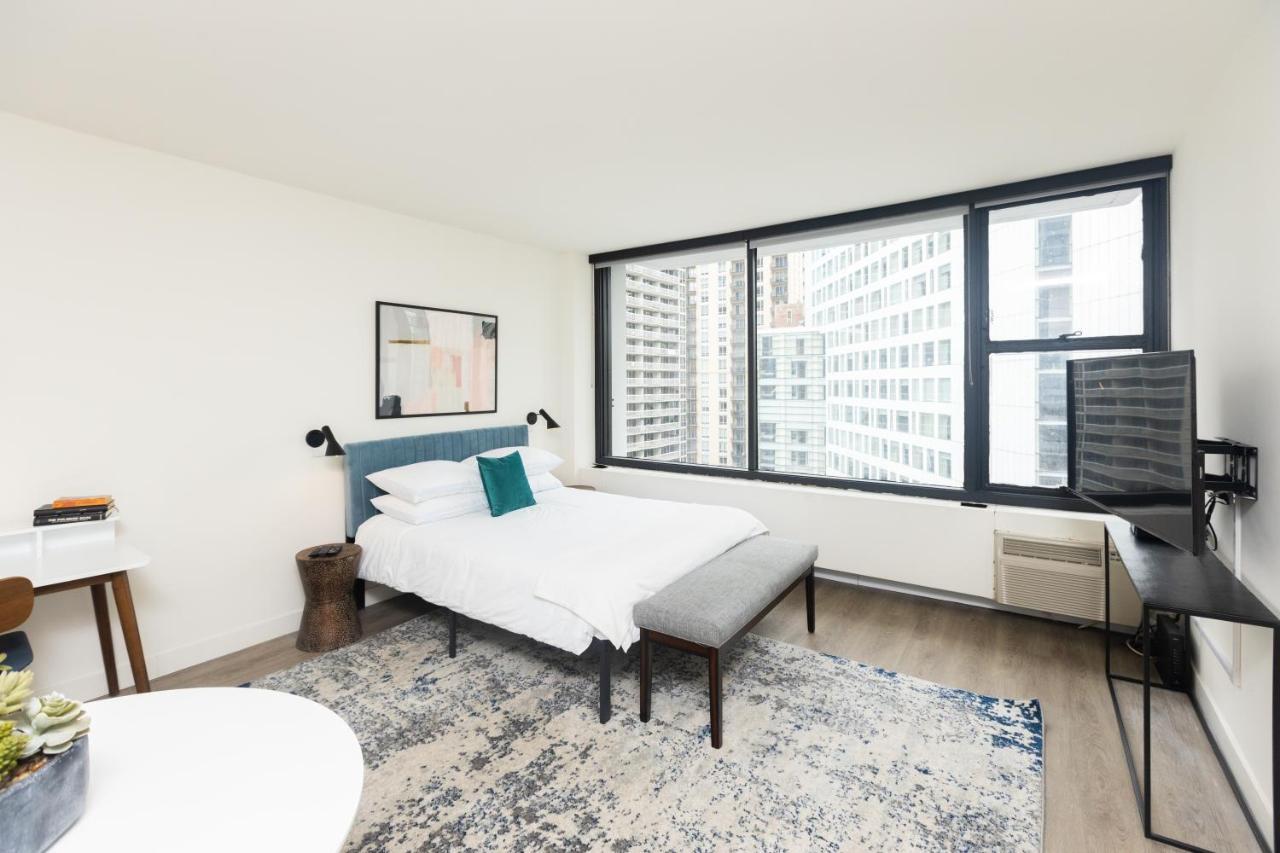21 East - Chic Dt Apts With Rooftop By Zencity Chicago Exterior photo