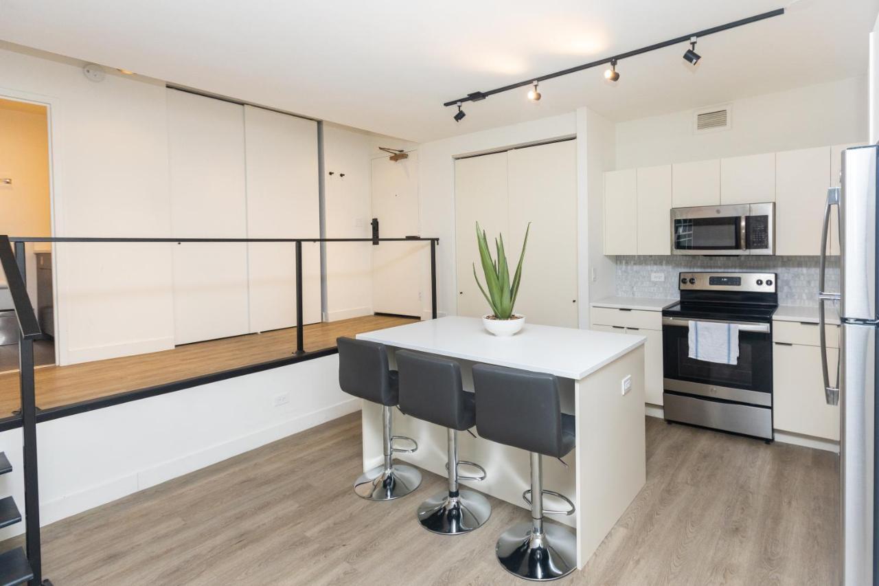 21 East - Chic Dt Apts With Rooftop By Zencity Chicago Exterior photo